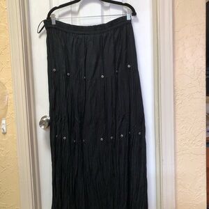 Chic Black Maxi Skirt with Button Accents